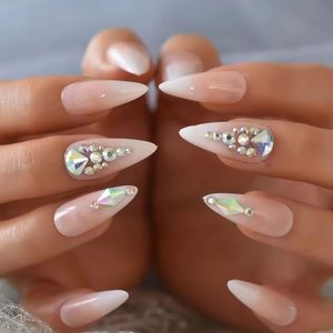 NWT rhinestone press on nails